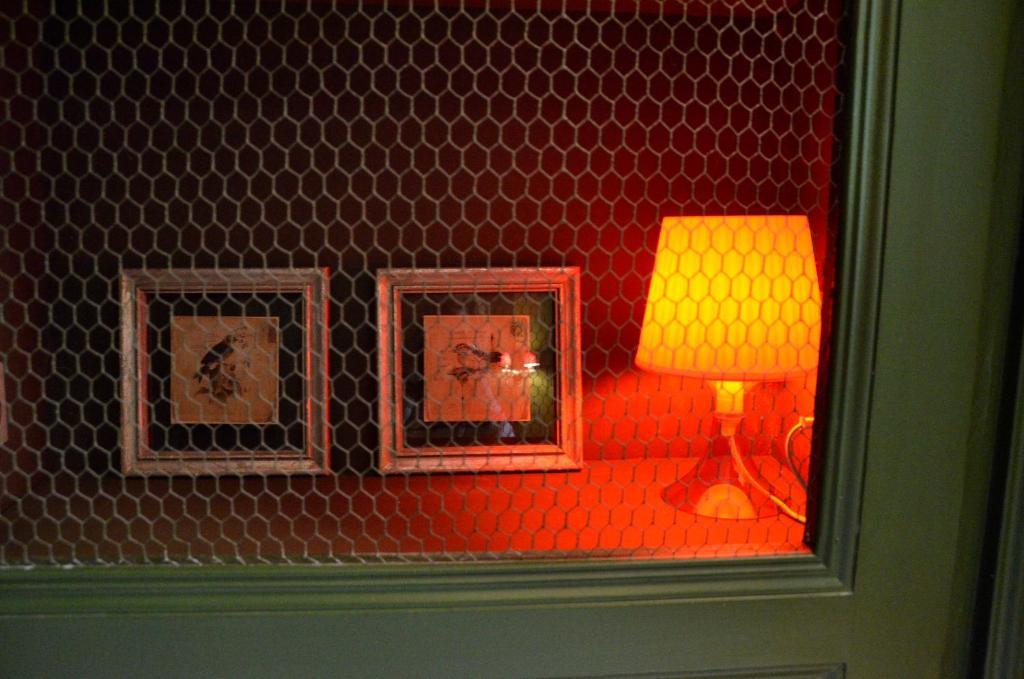 Bed and Breakfast Domaine Des Grands Cedres Cordelle Zimmer foto